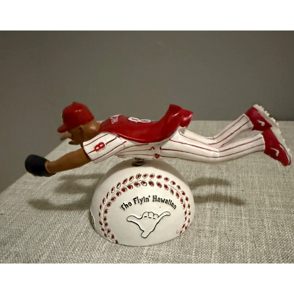 ⚾ Shane Victorino “The Flyin’ Hawaiian” Phillies Bobblehead – Diving Catch – 6”